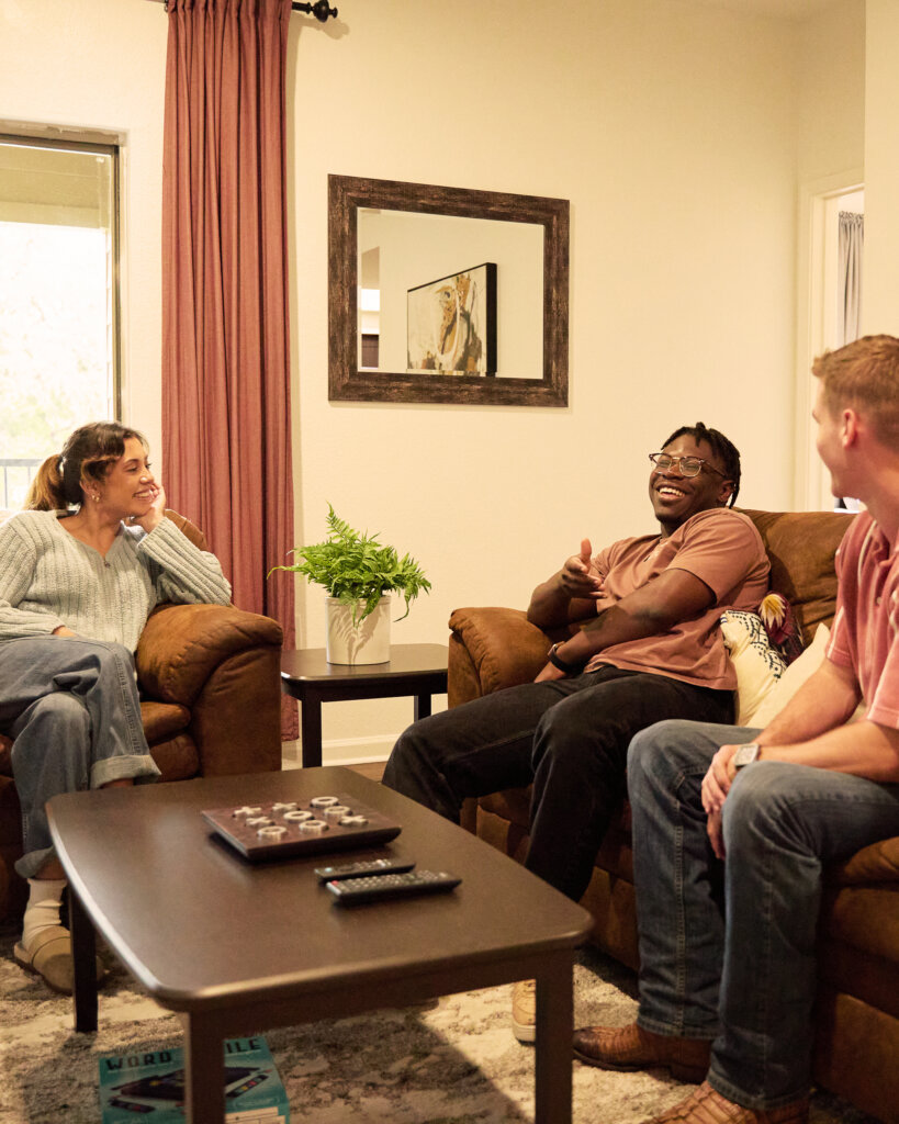 Should I Move or Renew? A Guide for Texas State University Students Living Off Campus